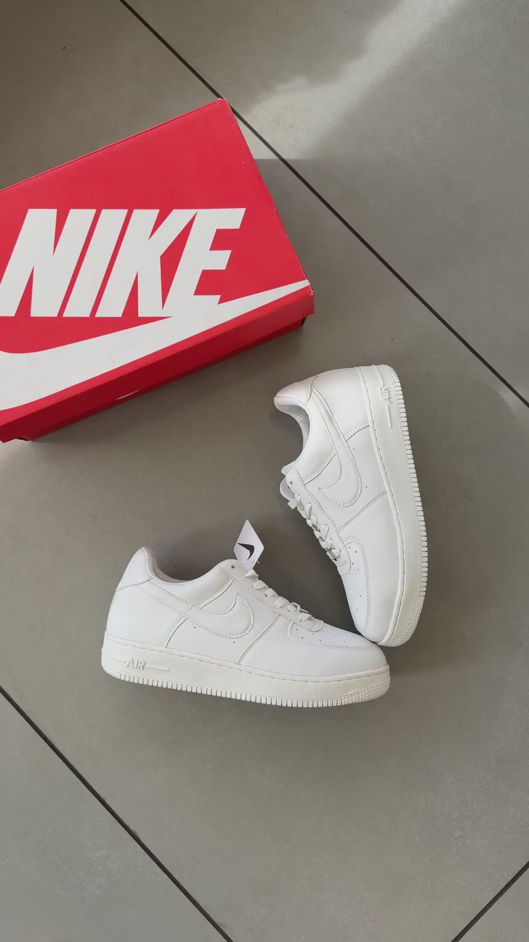 NIKE AIRFORCE